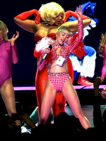 AAC - Miley Cyrus 031214 - 09