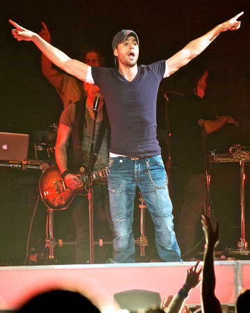 Enrique Inglesia 8/25/12